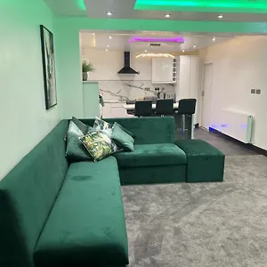 Apartment Feathers, Blackpool
