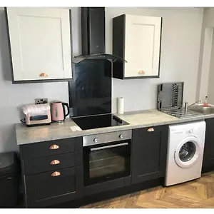 Apartment On Road With Free Parking, Blackpool